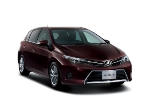オーリス特別仕様車150X「Blackish Lounge」