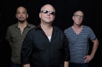 ピクシーズ、新作『インディ・シンディ』を語る