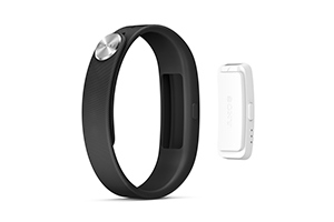 Androidスマートフォンと連携してライフログを記録できるリストバンド型のスマートウェア「SmartBand SWR10」