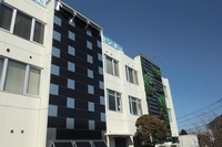 三井住友建設が開発した建材一体型太陽光発電システムの外観