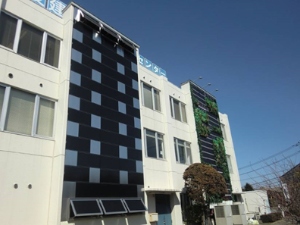 三井住友建設が開発した建材一体型太陽光発電システムの外観 三井住友建設が開発した建材一体型太陽光発電システムの外観