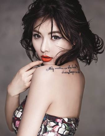 世界的なメイクブランドMACがガールズグループ4Minuteのヒョナをモデルに起用し、今夏女性たちを惹きつけるメイクグラビアを撮影した。