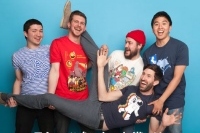 世界のアートをTシャツに　米の人気投稿サイト「threadless」が日本で物販開始