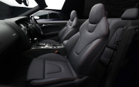 アウディジャパンのサッカー日本代表を応援する限定車「Audi × SAMURAI BLUE 11 Limited Edition」 アウディジャパンのサッカー日本代表を応援する限定車「Audi × SAMURAI BLUE 11 Limited Edition」