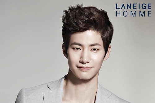俳優ソン・ジェリムがプレミアム男性化粧品ブランドLaneige Homme（ラネージュ・オム）の新たなモデルに抜擢された。