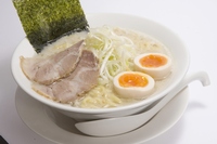 「オーダーメイドラーメン」を提供する愛知県清須市のラーメン店『名古屋豚骨 一番軒』が、オープンから1カ月で1万人の来店者数を突破した。