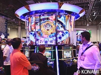 世界初のマルチステーション超大型カジノ機｢Titan 360｣ 。はたして、日本でカジノが誕生するか?