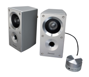 パイオニアが7月中旬に発売予定のUSB給電型スピーカー「DESK LIVE」シリーズ