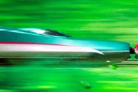 東日本旅客鉄道（JR東日本）と日本航空（JAL）は、両社のグループ会社を通じて台湾で旅行会社を共同運営する。