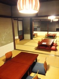 和カフェ「本町茶寮」でキュートな「ふわふわかき氷」が販売されている。 和カフェ「本町茶寮」でキュートな「ふわふわかき氷」が販売されている。