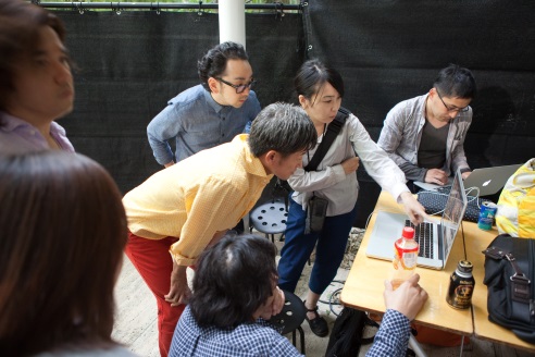 コカ・コーラシステムは、三浦知良選手を起用した「太陽のマテ茶」の新テレビCMをW杯に合わせた14日から放映開始する。