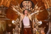 米ビルボードアワードがAXNにて7月放送決定、マイケルのホログラムステージをノーカットで