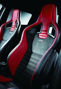 NISMO専用チューニングRECARO製スポーツシート NISMO専用チューニングRECARO製スポーツシート