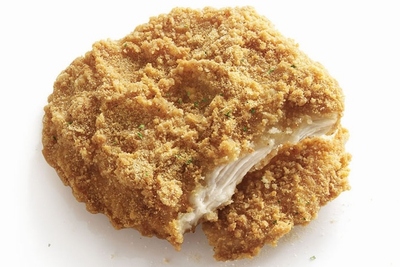 日本マクドナルドは、中国製のチキン商品の販売を中止した。すべてのチキン商品はタイ製の鶏肉に切り替える。写真は、チキン商品の一つであるシャカチキ。