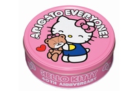 ブルボンは、「ハローキティ」誕生40周年を記念して、ハローキティ型のクッキーと花型のクリーム入りクッキーを詰合せた「バタークッキー缶」と「ココアクッキー缶」を8月5日(火)から期間限定で発売する。
