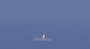 スペースX社、ファルコン9ロケット第1段の着水試験の空撮映像を公開（image credit: SpaceX）