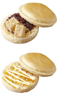 ロッテリアが新発売する「あずき＆わらびもちサンド（パンケーキ風）」と「メープル風シロップ＆マーガリンサンド（パンケーキ風）」