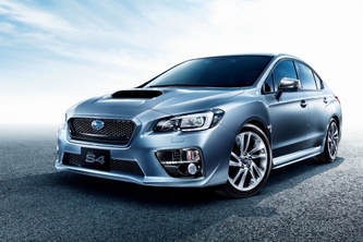 富士重工業が25日に発売した新型スポーツセダン「WRX S4」（写真提供：富士重工業）