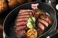 BLT JAPANは、NYが本拠地のグローバルレストラン＆ホスピタリーグループESquared Hospitalityとパートナー契約を結び、「BLT STEAK」日本1号店を六本木にオープンする。