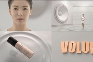 コスメティックブランド「TONYMOLY」がオータムシーズンを狙って発売した新概念ボリュームベース“BCDation all master”の映像広告が話題を集めている。（写真提供：トニーモリー）