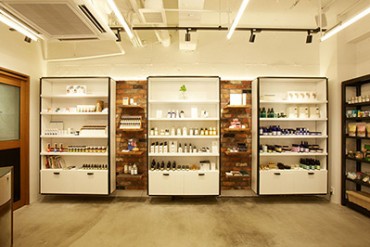 “気持ちいい”を集めた店「フェティッシュ」- 日本初上陸のオーガニックコスメやウェアなど