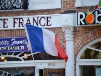 EUは、ウクライナ問題解決に向け、ロシアに対する追加経済制裁を行うことを発表した。ウクライナ情勢は、昨年の暴動発生により緊迫化し、3月にロシアがクリミア併合を宣言したことが引き金となり、ウクライナ政府とクリミア独立を求める反政府武装勢力との武力紛争にまで発展した。