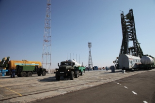 ソユーズTMA-14Mの乗組員がバイコヌールに到着　機体の準備も着々（Image credit: Roskosmos）