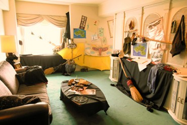 魔女の宅急便のスイートルームが東京プリンスホテルに登場 - キキが届けるパンも限定販売