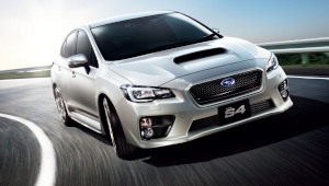 富士重工業のスポーツセダン「WRXシリーズ」の新モデル「WRX S4」「WRX STI」が受注好調だ。写真は「WRX S4」。