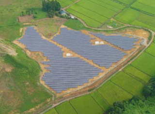 グリーン・コミュニティの実現を目指し、国内外でメガソーラー発電所の開発を進めている日本アジアグループ＜３７５１＞（東マ）傘下のＪＡＧ国際エナジーは、このたび「蒲ヶ山ソーラーウェイ」を完成させ竣工式を行った。