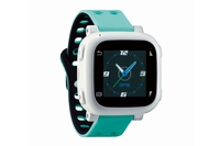 NTTドコモは、腕時計型の端末を装着した子供の活動や周辺状況をスマートフォンやパソコンから確認できるみまもりサービス「ドコッチサービス」を2015年3月から提供する。写真は、専用端末「ドコッチ 01」