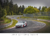 ルノー・ジャポンが日本で来春発売予定の「メガーヌ ルノー・スポール トロフィーR」