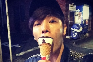 SUPER JUNIORのドンヘが、日本ファンへ向けてメッセージを伝えた。