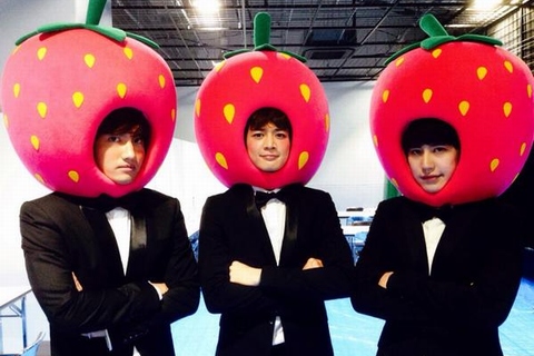 SUPER JUNIORキュヒョン、東方神起チャンミン、SHINeeミンホのユニークな写真が公開された。写真：キュヒョンのツイッター