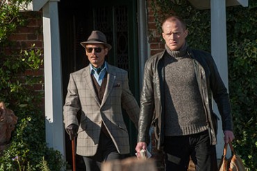 【動画】ジョニー・デップがちょびヒゲのインチキ美術商に！映画『チャーリー・モルデカイ』