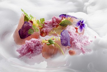 伊・三ツ星レストラン「ハインツ・ベック」日本上陸、東京に2店舗出店 - ユニフォームはコシノジュンコ