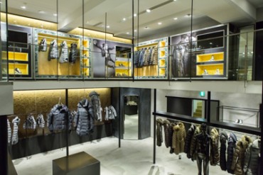 大型複合店舗「タトラス ＆ ストラダ エスト」青山にオープン - カルヴェンやMM6など