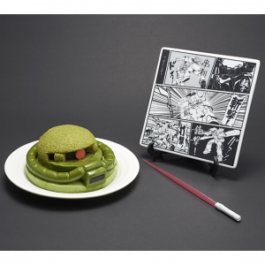 バンダイは、展開する公式通販サイト「プレミアムバンダイ」で「機動戦士ガンダム」に登場する「ザク」のヘッドを表現したケーキ、『量産型ザクケーキセット』の予約を受付開始した。(C)創通・サンライズ