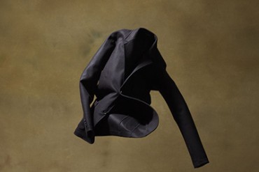 ヨウジヤマモト、究極の着心地を追求したジャケット＆シャツ発売 - 世界初の新技術を採用