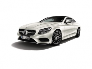 新型メルセデス・ベンツ「S550 4MATICクーペ」、価格は1690万円。日本導入のSクラス・クーペは全車左ハンドル仕様となる 新型メルセデス・ベンツ「S550 4MATICクーペ」、価格は1690万円。日本導入のSクラス・クーペは全車左ハンドル仕様となる