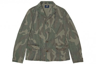 カラー ビーコンから、迷彩テーラードジャケット - ドーバー銀座で限定発売