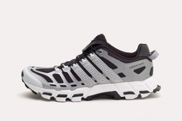 アディダスより、ランニングテクノロジーとスタイルが融合した限定シューズ発売