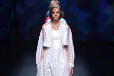 アツシ ナカシマ 2015年春夏コレクション - 破壊し再構築することで生まれた、自然の美しさ