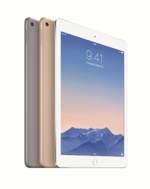 米アップルがタブレット端末の新型機種「iPad Air 2」と「iPad mini 3」を発表したことを受け、NTTドコモとKDDIのauはiPadの旧型モデルの下取りサービスを行うと発表した。