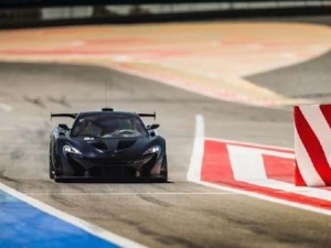 今回のサーキット専用モデル「P1 GTR」は、サーキットでのパフォーマンスだけでなく、マクラーレン・テクノロジー・センター(MTC)がもつ技術とノウハウへのアクセスとともに、ドライバーに比類なきドライビング体験を提供する 今回のサーキット専用モデル「P1 GTR」は、サーキットでのパフォーマンスだけでなく、マクラーレン・テクノロジー・センター(MTC)がもつ技術とノウハウへのアクセスとともに、ドライバーに比類なきドライビング体験を提供する