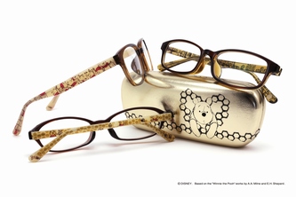 メガネショップ「Zoff(ゾフ)」を運営するインターメスティックは、ディズニー・キャラクターをモチーフとしたアイウェア『Disney Collection created by Zoff』第3弾を11月29日に発売する。