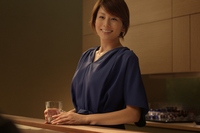 薩摩酒造は、本格芋焼酎『黒白波』をリニューアルし、女優・米倉涼子さんを起用した新CMをオンエア開始した。