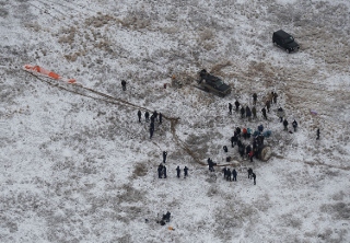 ソユーズTMA-13M宇宙船、地球に帰還（Image credit: Roskosmos）