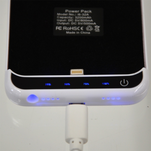 サンコーは、バッテリー内蔵型iPhoneケース『iPhone 6用バッテリージャケット』を発売した。