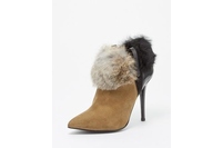 これで冬支度!「グラムール セールス(GLAMOUR SALES)」に足元を彩る華やかなブーツから加湿器までラインナップ